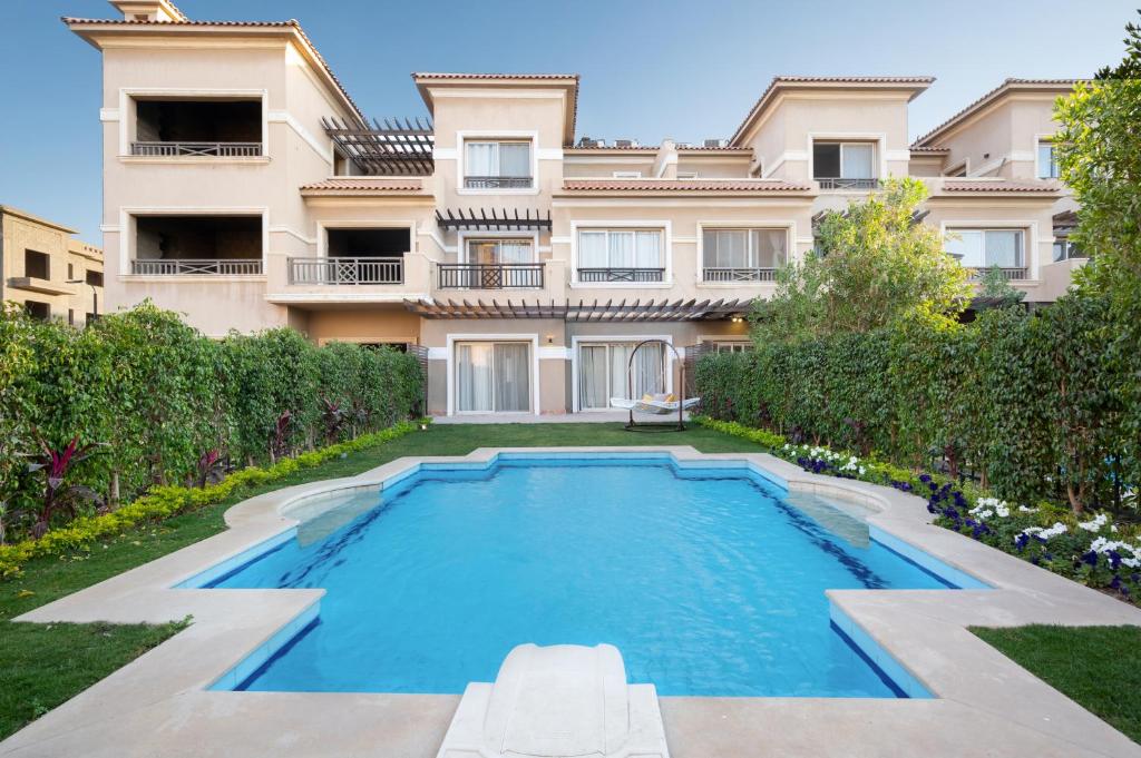 Luxurious Villa with private swimming pool