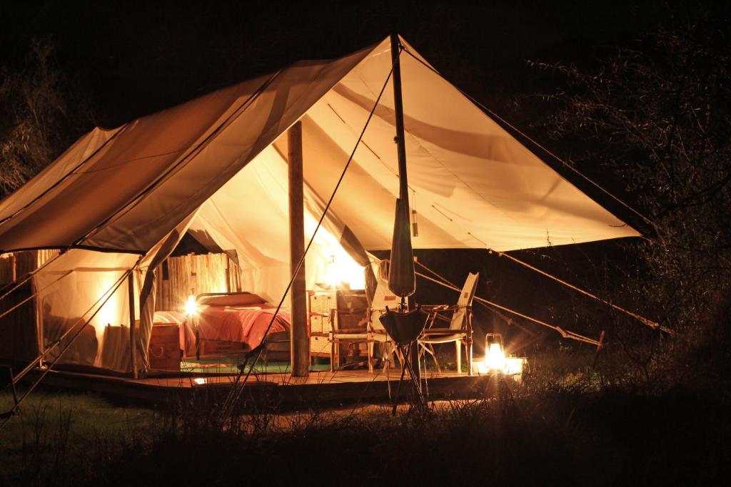 Quatermain's 1920's Safari Camp – Amakhala Game Reserve (Amakhala Game Reserve)