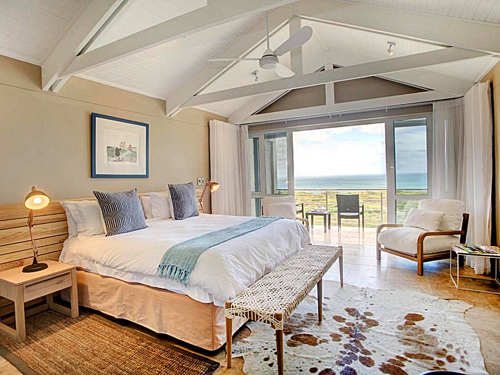 Abalone Guest Lodge