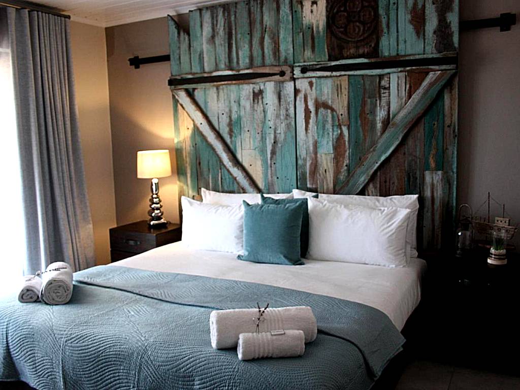 Rox and Sea Country Lodge