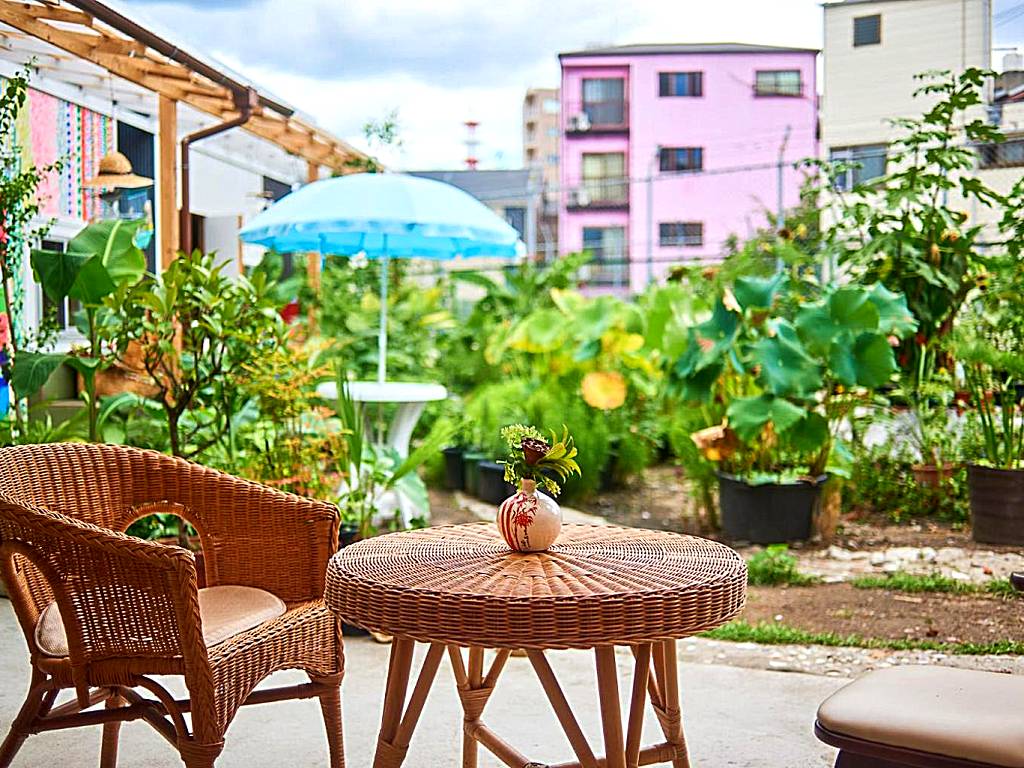 Kamagasaki University of the Arts Cafe Garden Guest House aka KAMAGEI