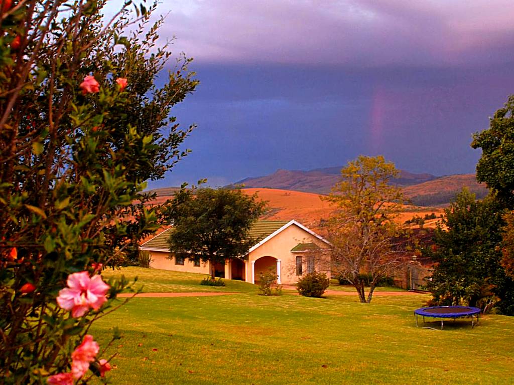 Thaba Tsweni Lodge & Safaris