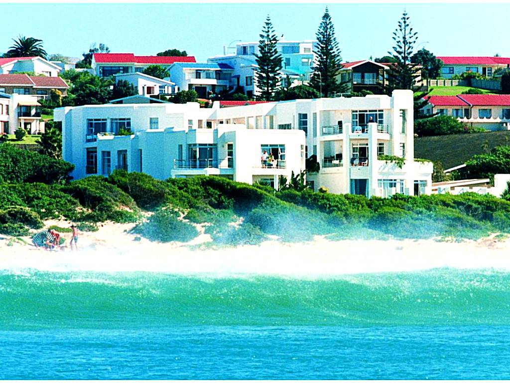 Diaz 15 House on the Bay