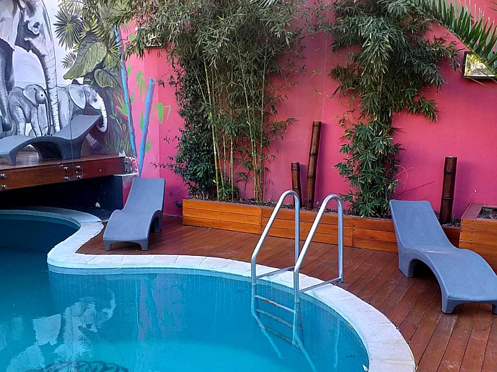Bucanaan hostel boutique
