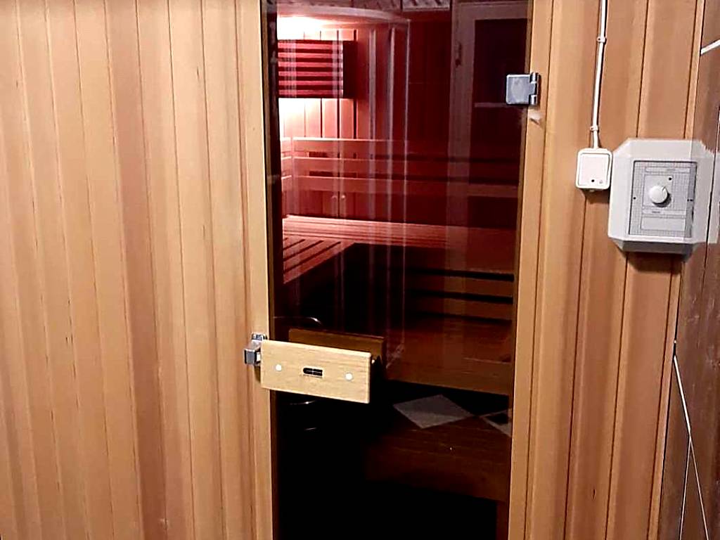 FAMILIJNY Ośrodek Wypoczynkowo - Rehabilitacyjny Krynica Zdrój