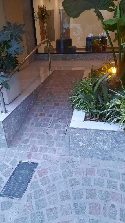 EXCELENTE departamento a estrenar con cochera en zona Plaza Mitre