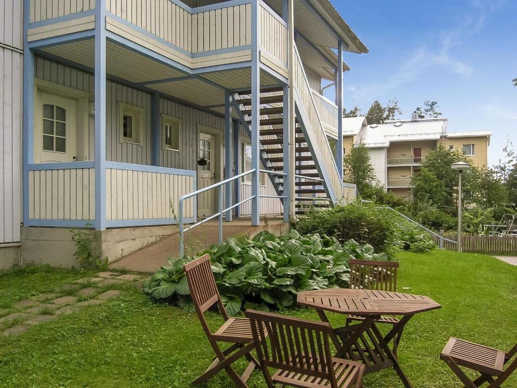 Holiday Home Hiukanhelmi by Interhome