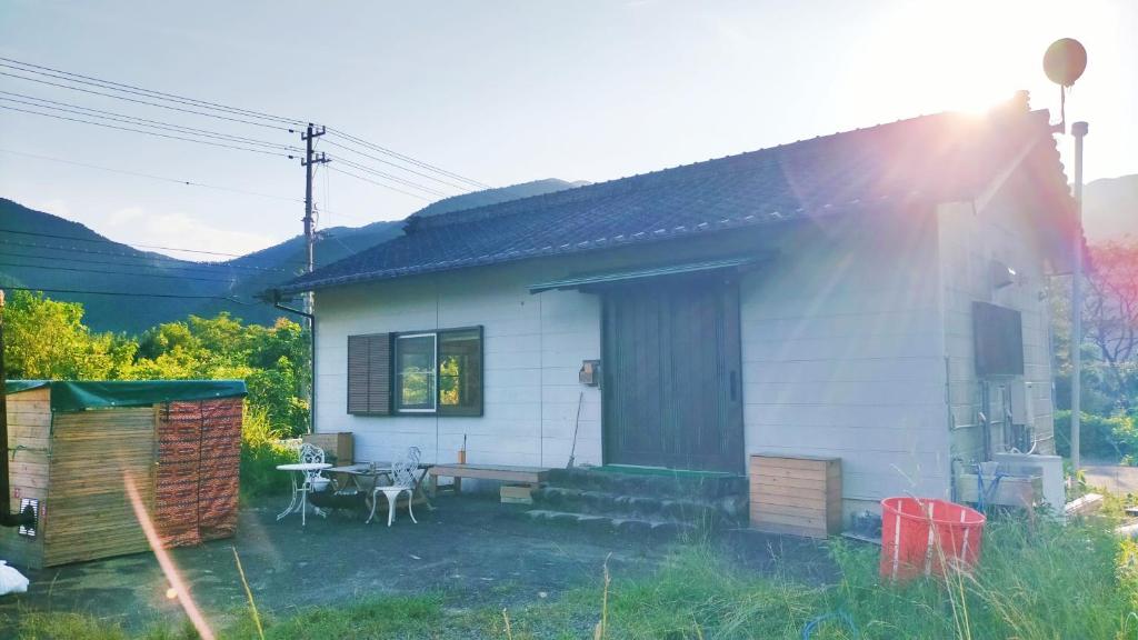-ペットと泊まれる薪サウナ付き宿-四万十川麓ヒノキ香る癒し空間の一軒家-四万十リブリバー鵜ノ江-
