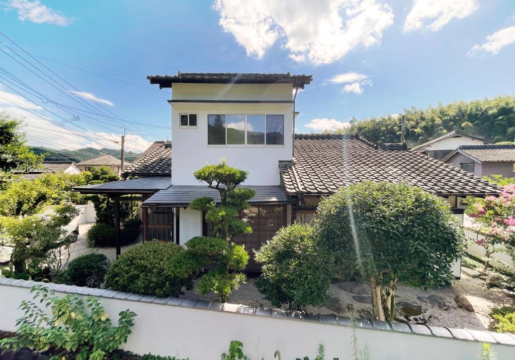 Akizuki Gallery House
